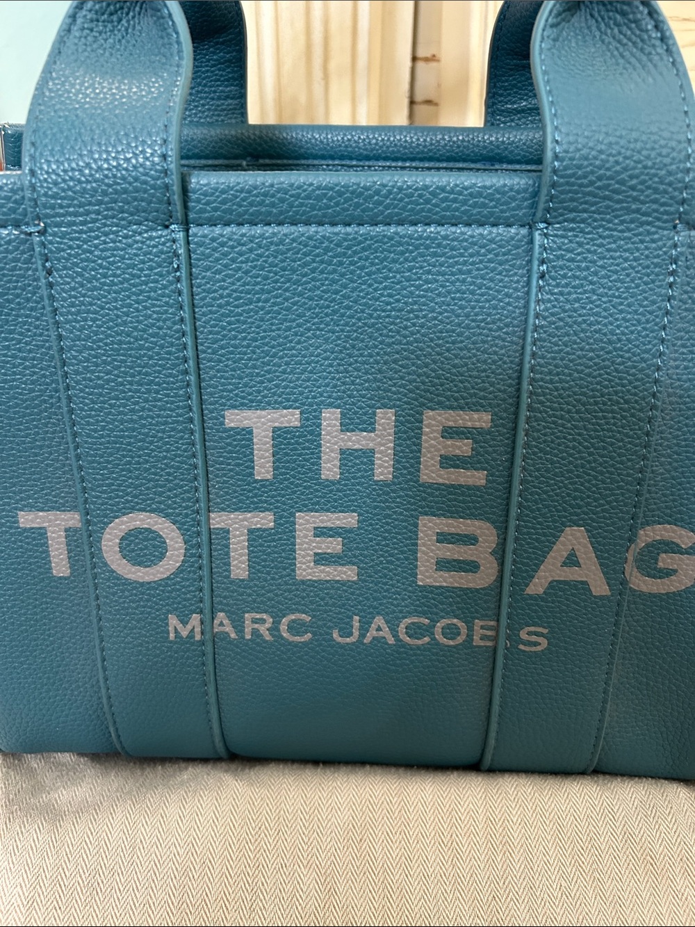 Marc Jacobs Teal Pebbled Leather Logo Tote - Picture 2 of 8